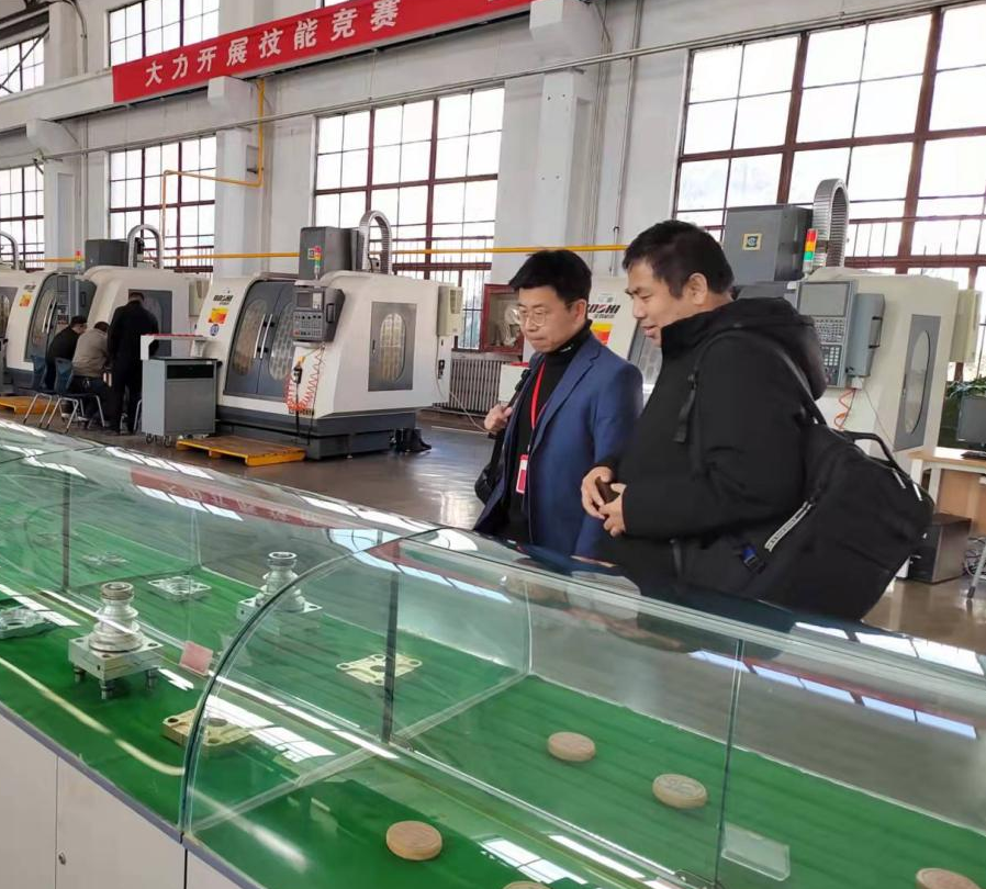 https://www.gsjdxy.edu.cn/__local/1/FB/6F/CC4ED0246094E23CB3DF78110B4_81E5A55D_E174C.png